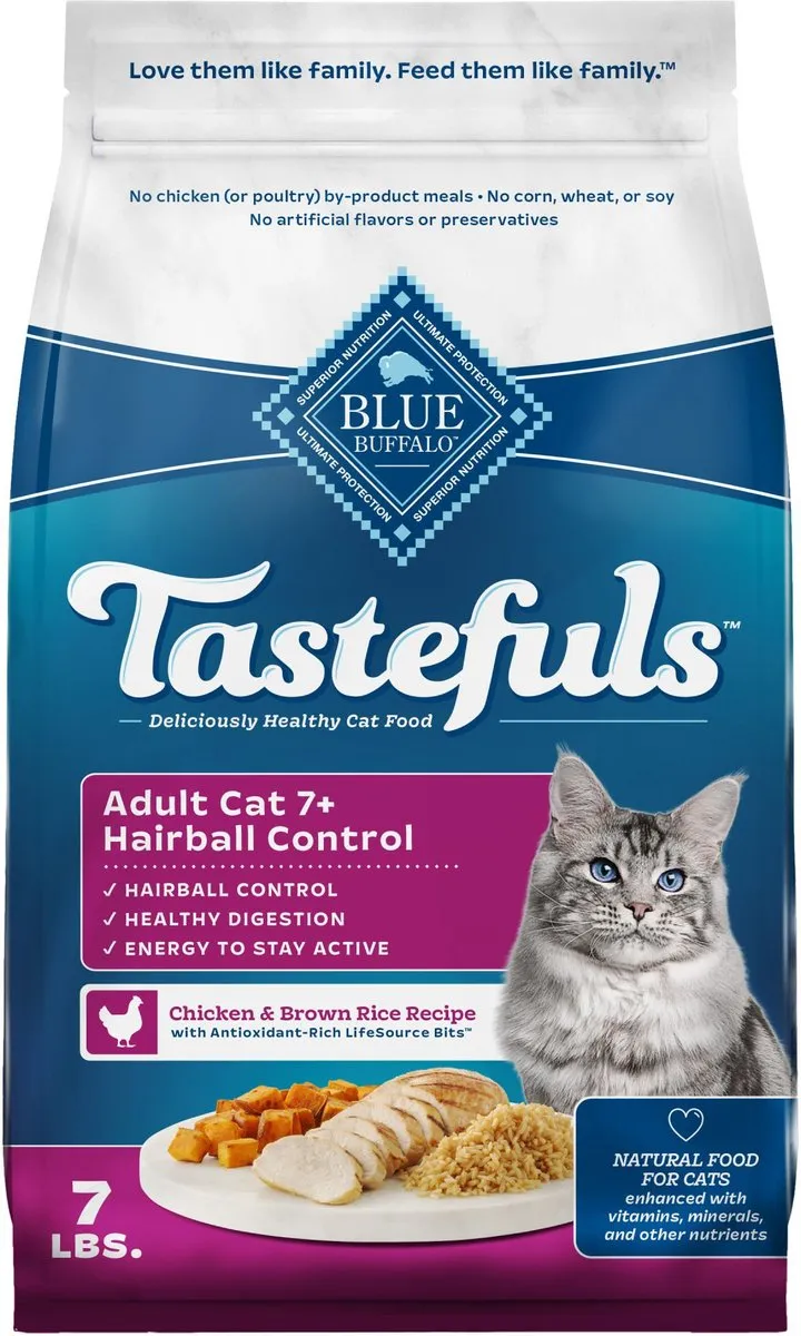 Blue Buffalo Tastefuls Hairball Control Natural Chicken & Brown Rice Recipe Adult 7  Dry Cat Food